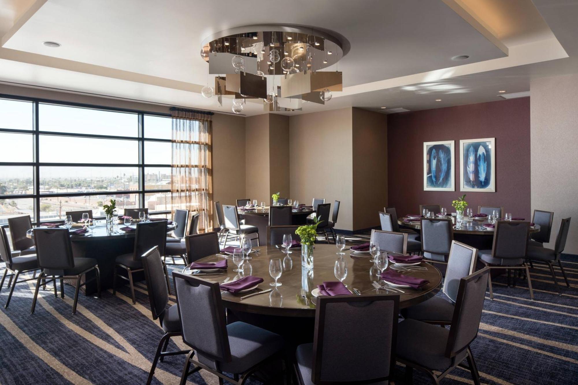 Courtyard By Marriott Phoenix Downtown Ngoại thất bức ảnh