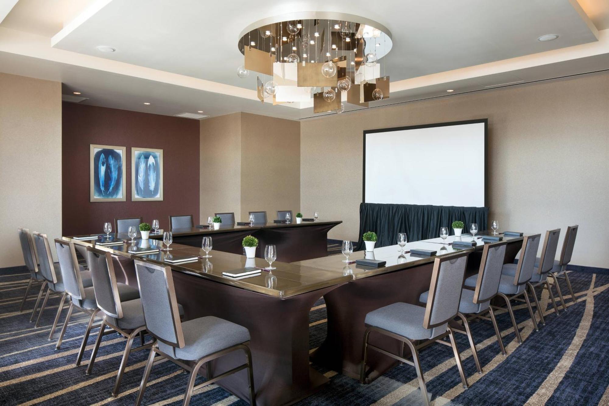 Courtyard By Marriott Phoenix Downtown Ngoại thất bức ảnh
