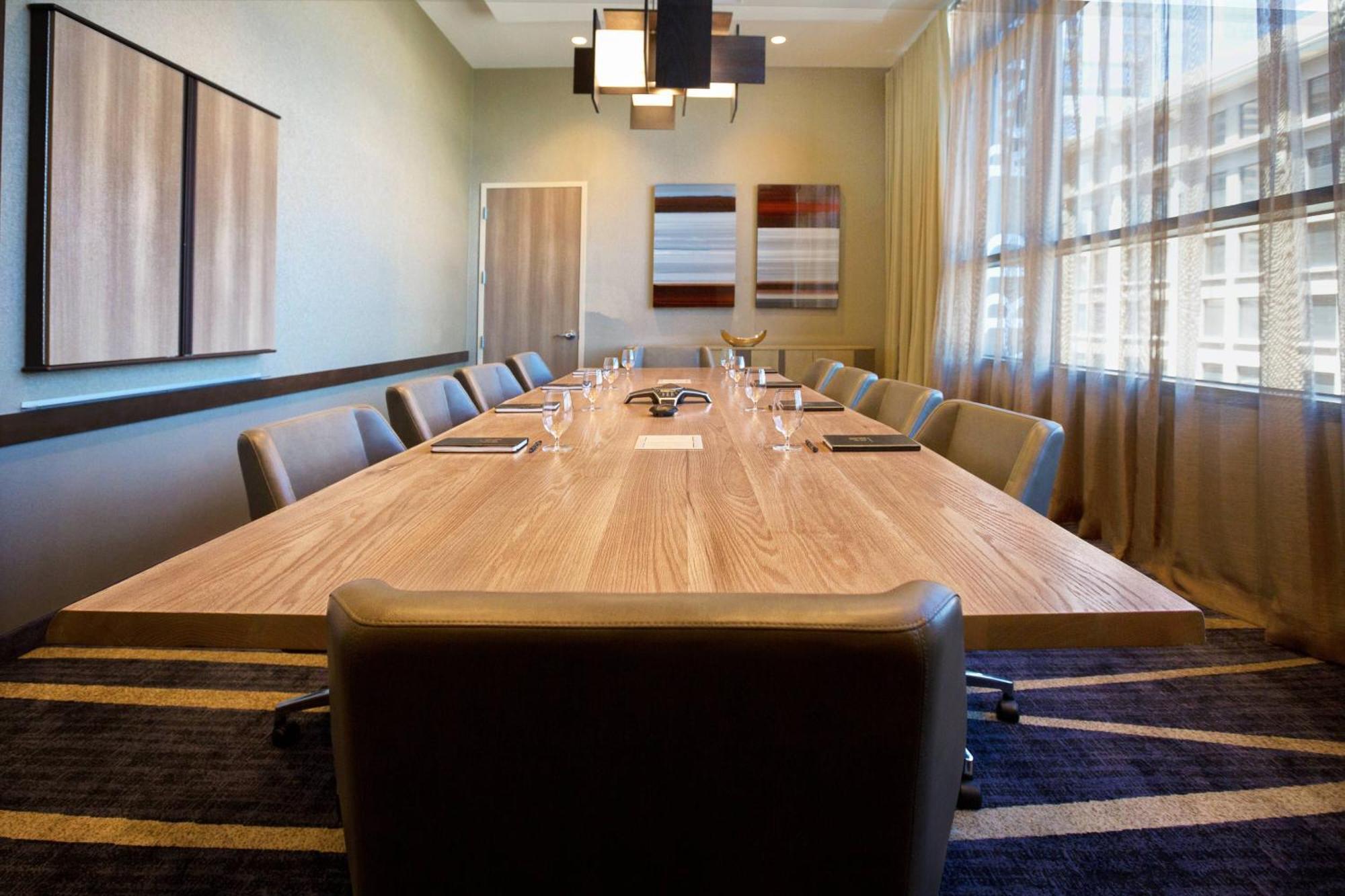 Courtyard By Marriott Phoenix Downtown Ngoại thất bức ảnh