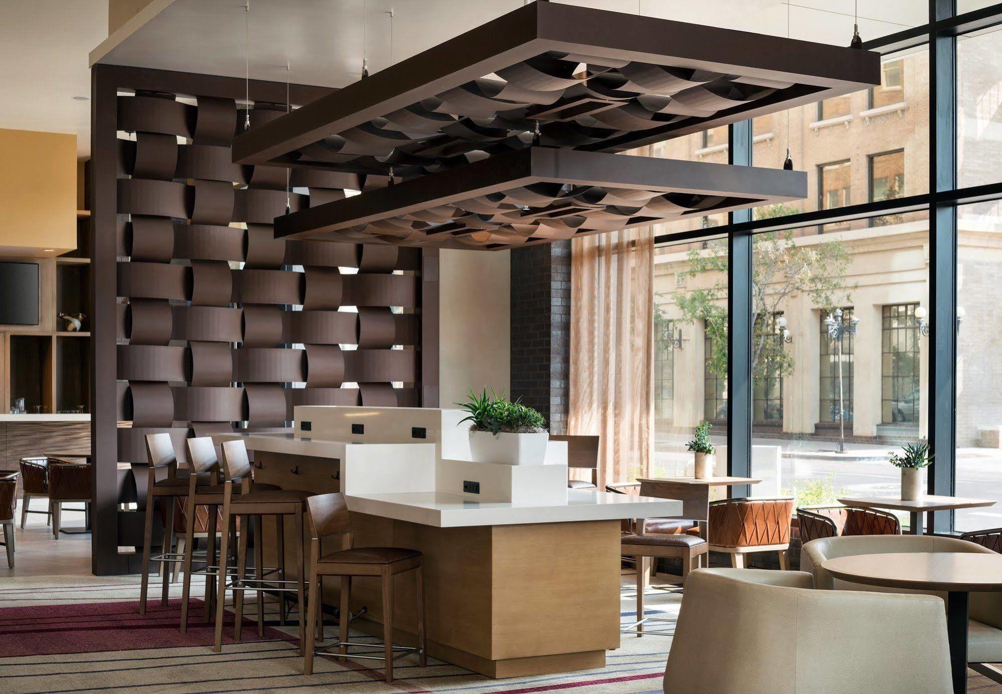 Courtyard By Marriott Phoenix Downtown Ngoại thất bức ảnh