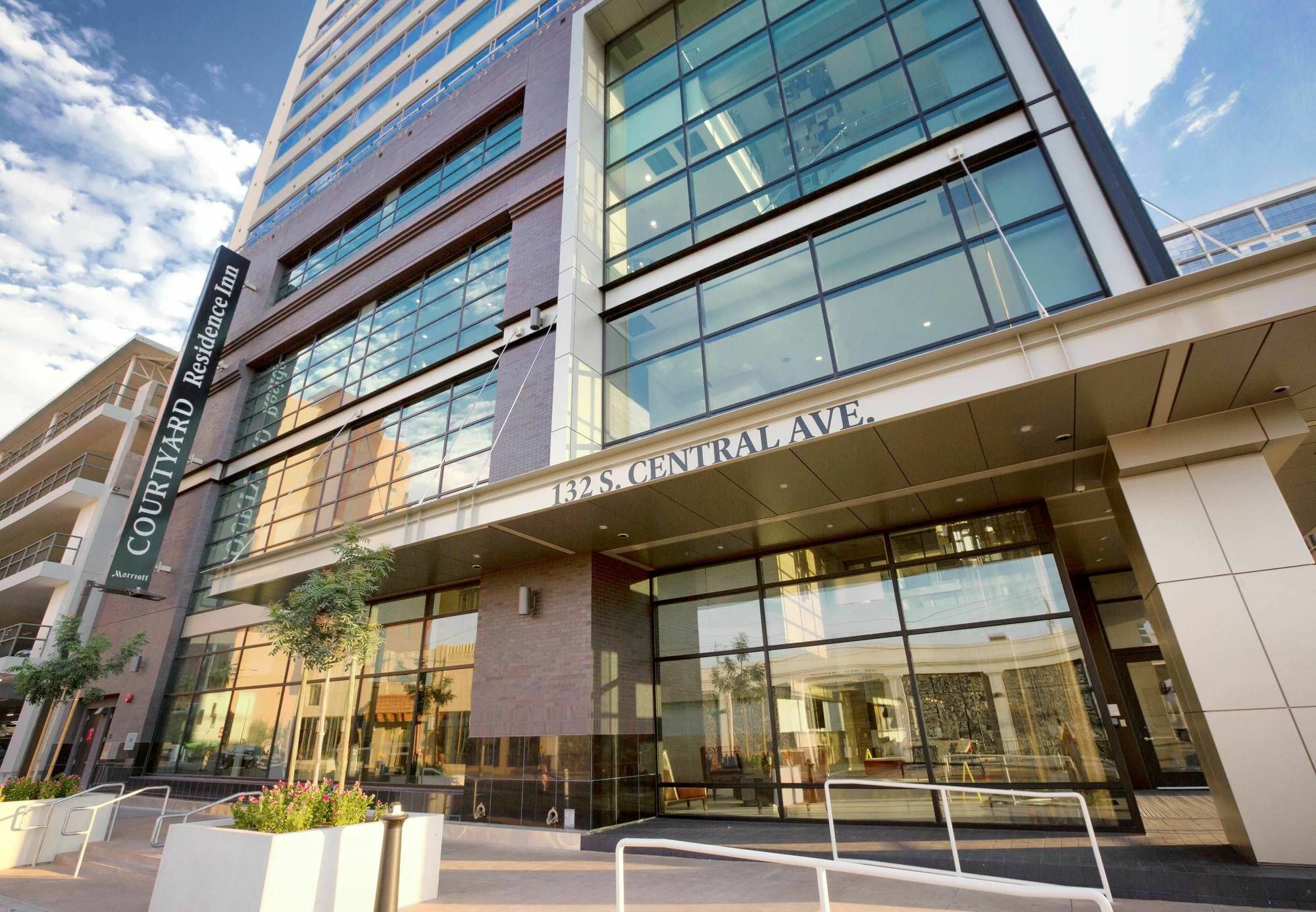 Courtyard By Marriott Phoenix Downtown Ngoại thất bức ảnh